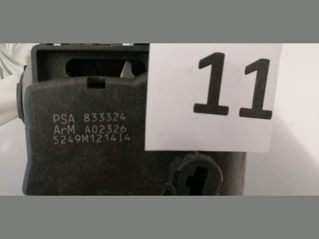 bontott PEUGEOT 3008 Jobb első Ajtózár