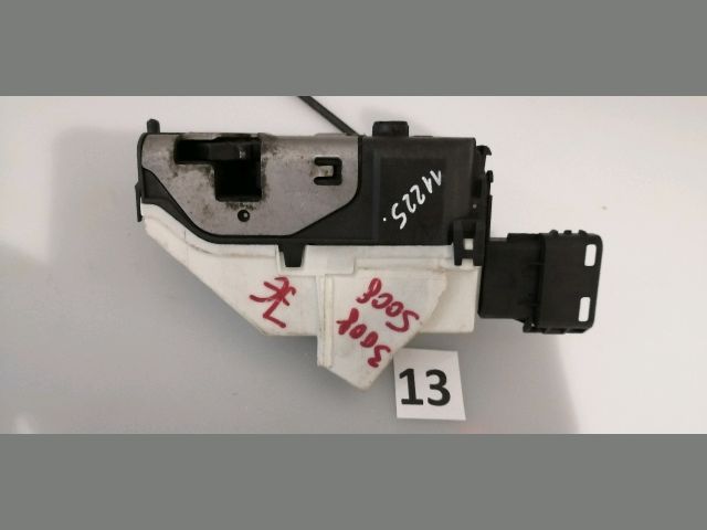 bontott PEUGEOT 3008 Jobb első Ajtózár