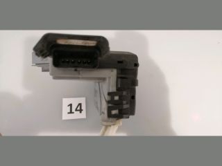 bontott PEUGEOT 3008 Jobb első Ajtózár