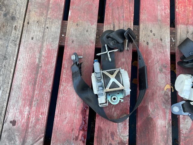 bontott PEUGEOT 3008 Jobb első Biztonsági Öv