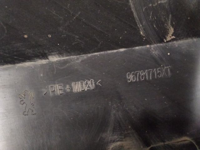 bontott PEUGEOT 3008 Jobb első Küszöb Díszléc