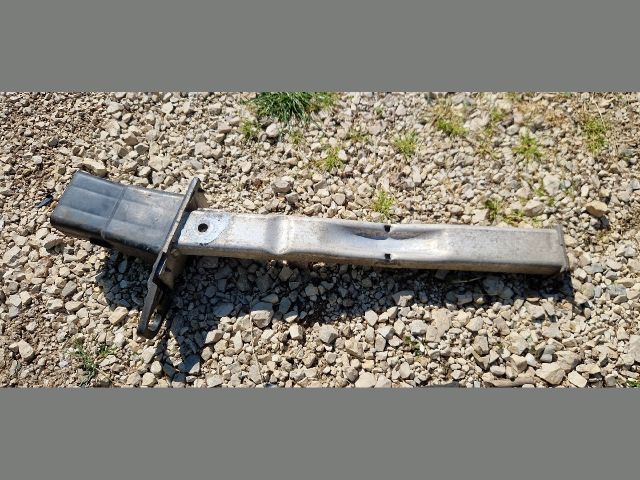 bontott PEUGEOT 3008 Jobb első Lökhárító Merevítő Tartó (Fém)