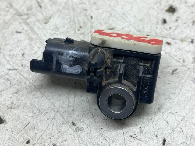 bontott PEUGEOT 3008 Jobb első Oldal Ütközés Érzékelő