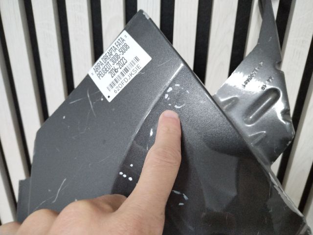 bontott PEUGEOT 3008 Jobb első Sárvédő