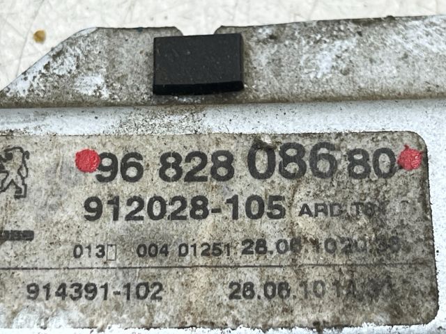 bontott PEUGEOT 3008 Jobb hátsó Ablakemelő Szerkezet (Elektromos)