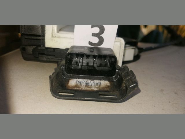 bontott PEUGEOT 3008 Jobb hátsó Ajtózár