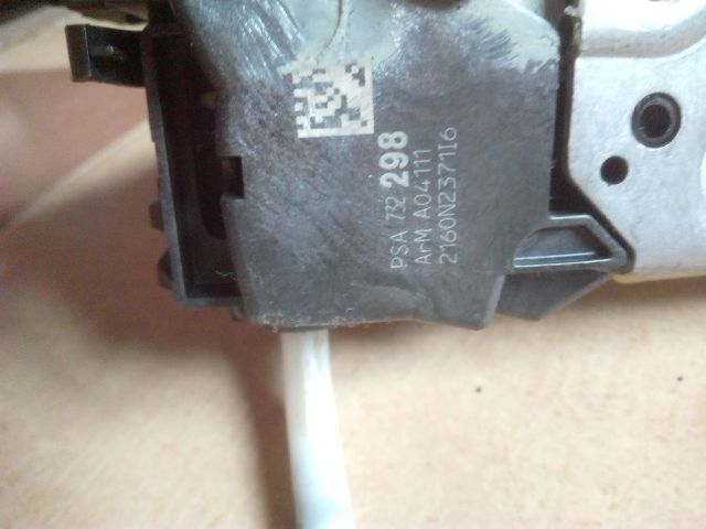 bontott PEUGEOT 3008 Jobb hátsó Ajtózár