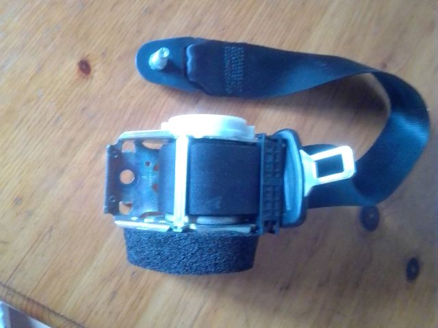 bontott PEUGEOT 3008 Jobb hátsó Biztonsági Öv