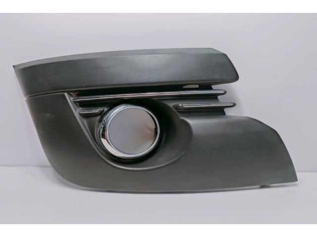 bontott PEUGEOT 3008 Jobb Ködlámpa Rács