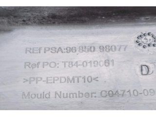 bontott PEUGEOT 3008 Jobb Ködlámpa Rács