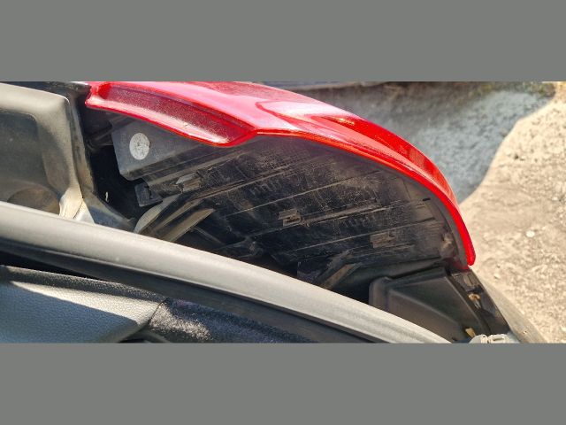 bontott PEUGEOT 3008 Jobb Külső Hátsó Lámpa