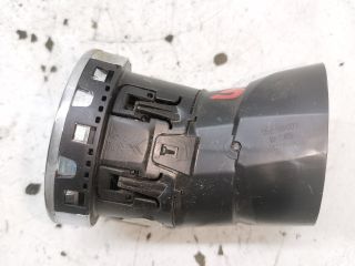 bontott PEUGEOT 3008 Jobb Szellőző