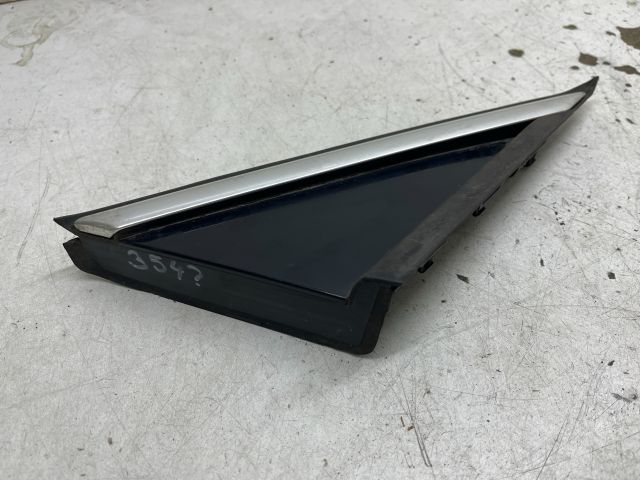 bontott PEUGEOT 3008 Jobb Visszapillantó Tükör Előtti Burkolat