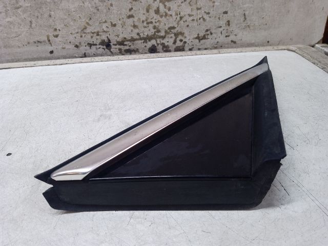 bontott PEUGEOT 3008 Jobb Visszapillantó Tükör Előtti Burkolat