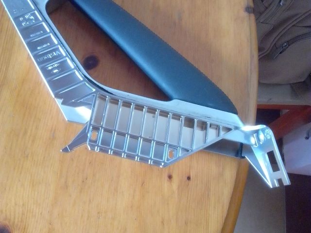 bontott PEUGEOT 3008 Kapaszkodó (Pozíciófüggetlen)