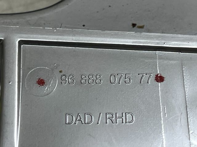 bontott PEUGEOT 3008 Kapaszkodó (Pozíciófüggetlen)