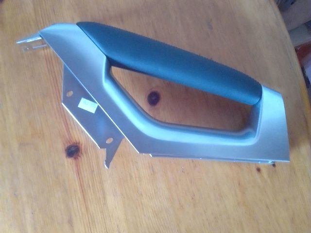 bontott PEUGEOT 3008 Kapaszkodó (Pozíciófüggetlen)