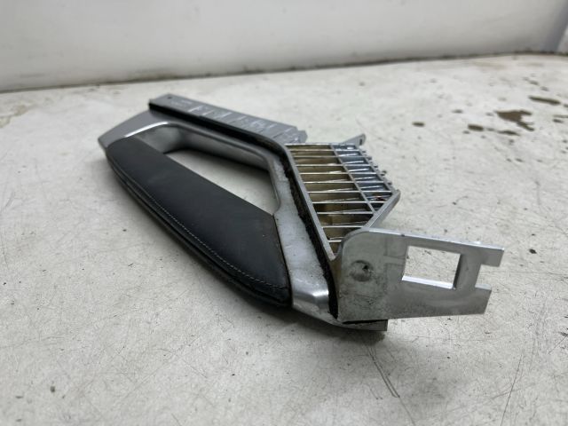 bontott PEUGEOT 3008 Kapaszkodó (Pozíciófüggetlen)