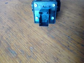 bontott PEUGEOT 3008 Kézifék Kapcsoló