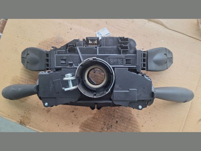 bontott PEUGEOT 3008 Komplett Kormánykapcsoló (Bajuszkapcsoló)