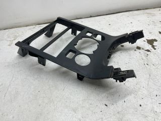 bontott PEUGEOT 3008 Középkonzol Keret