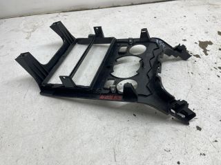 bontott PEUGEOT 3008 Középkonzol Keret