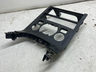 bontott PEUGEOT 3008 Középkonzol Keret