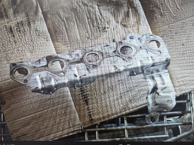 bontott PEUGEOT 3008 Középső Kipufogó Dob Hővédő Lemez