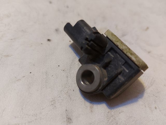 bontott PEUGEOT 3008 Központi Ütközés Érzékelő