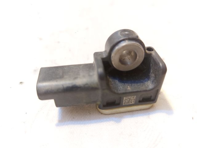 bontott PEUGEOT 3008 Központi Ütközés Érzékelő