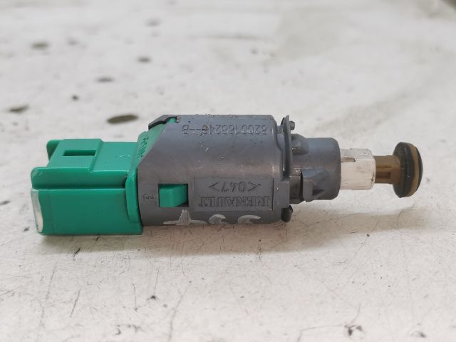 bontott PEUGEOT 3008 Kuplung Pedál Kapcsoló