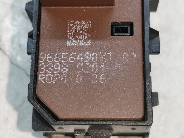 bontott PEUGEOT 3008 Menetstabilizátor Kapcsoló