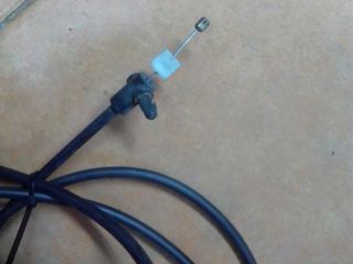 bontott PEUGEOT 3008 Motorháztető Nyitó Bowden