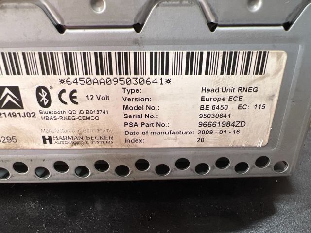 bontott PEUGEOT 3008 Navigációs Fejegység