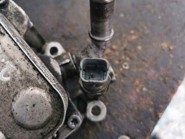 bontott PEUGEOT 3008 Olajszűrő Ház