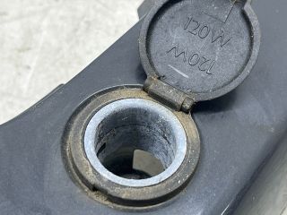 bontott PEUGEOT 3008 Pohártartó