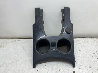 bontott PEUGEOT 3008 Pohártartó