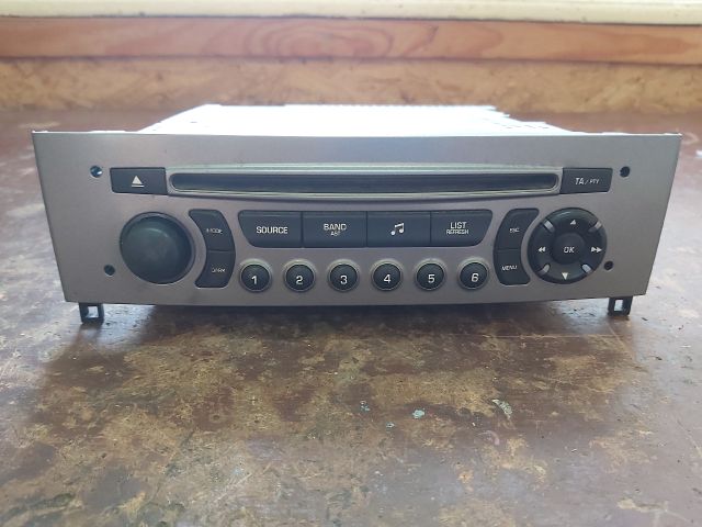 bontott PEUGEOT 3008 Rádió / CD