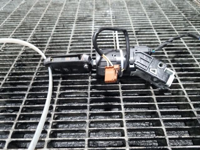 bontott PEUGEOT 3008 SUV Gyújtáskapcsoló