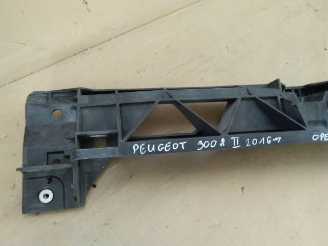 bontott PEUGEOT 3008 SUV Homlokfal (Üres lemez)