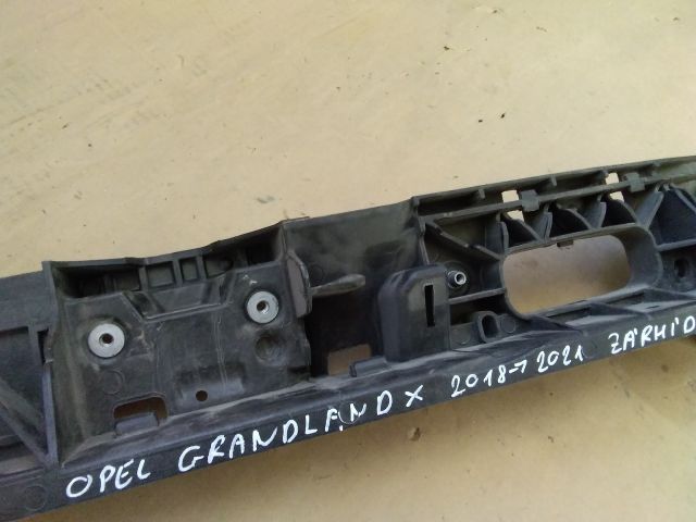 bontott PEUGEOT 3008 SUV Homlokfal (Üres lemez)