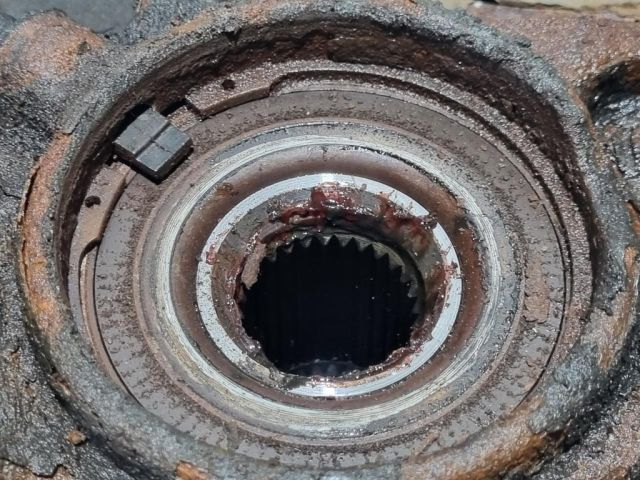 bontott PEUGEOT 3008 SUV Jobb első Csonkállvány