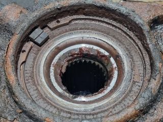 bontott PEUGEOT 3008 SUV Jobb első Csonkállvány