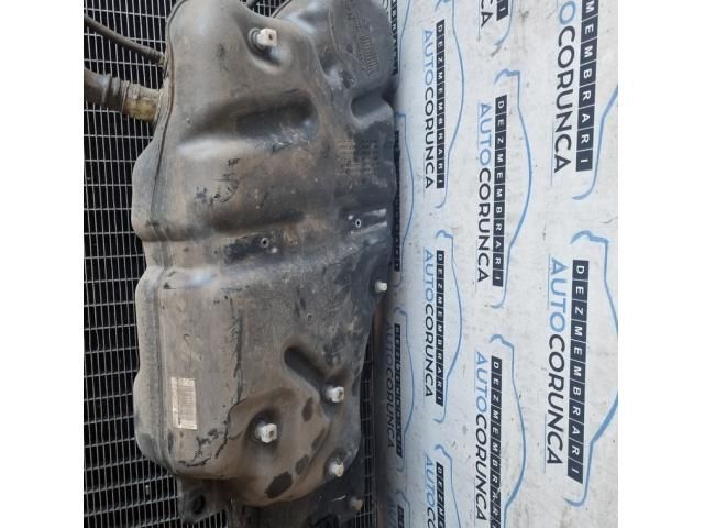 bontott PEUGEOT 3008 SUV Tank