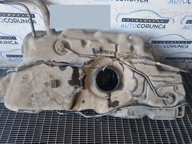 bontott PEUGEOT 3008 SUV Tank