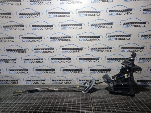 bontott PEUGEOT 3008 SUV Váltó Kulissza