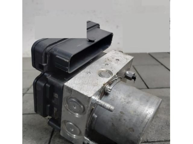 bontott PEUGEOT 3008 SUV ABS Kocka