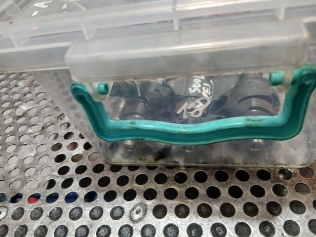 bontott PEUGEOT 3008 SUV Porlasztó (1 db)