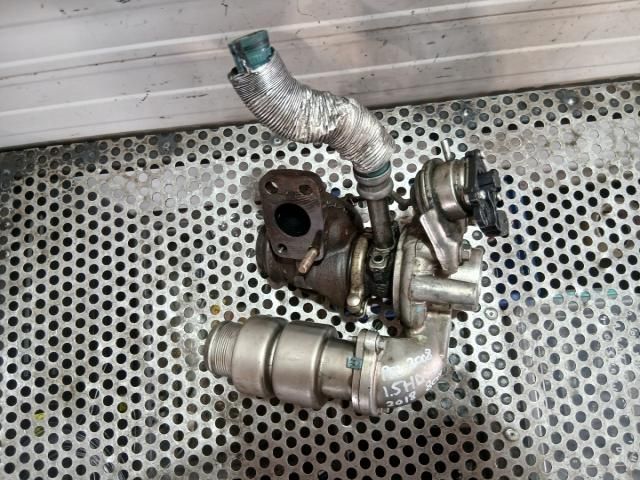 bontott PEUGEOT 3008 SUV Turbó