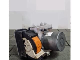 bontott PEUGEOT 3008 SUV ABS Kocka